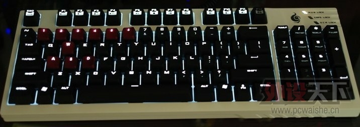 QQͼƬ20130831054801.jpg
