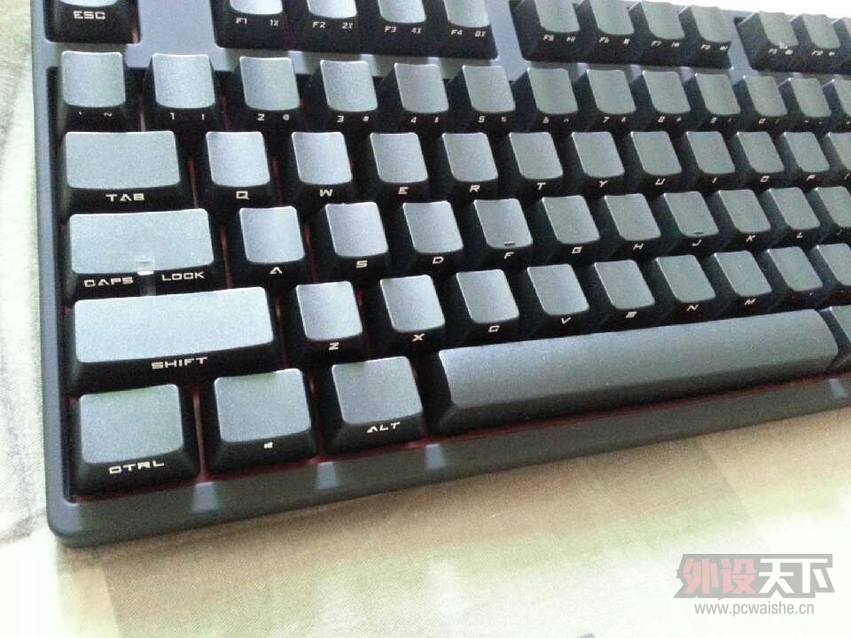 CMstorm quickfire Stealth 87��̺��ᵽ��