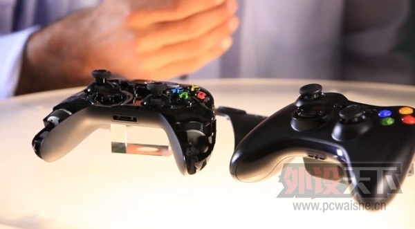 Xbox One ��֧�����˸�������  PlayStation 4 �����ĸ�