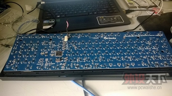 (Ѹ)Ducky 9008 shine3 ԸĲʺ 800Ԫ