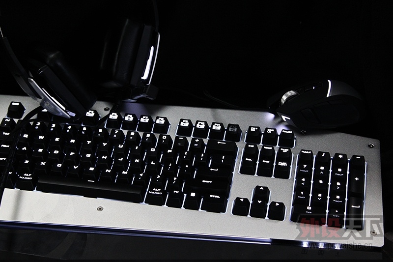 2013�����װ������CMSTORM��Ԫ����װ ��������ȫ���ײ�