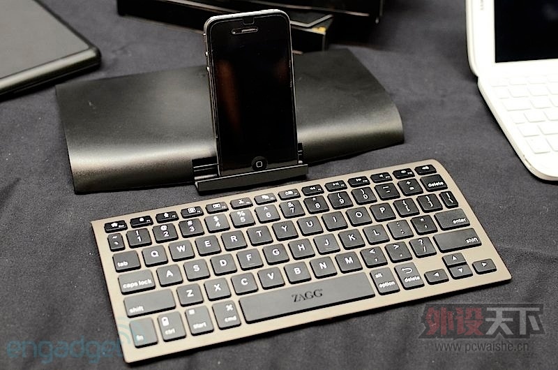 ZAGG Universal ���߼��̣����� Android��iOS �� Windows ϵͳ