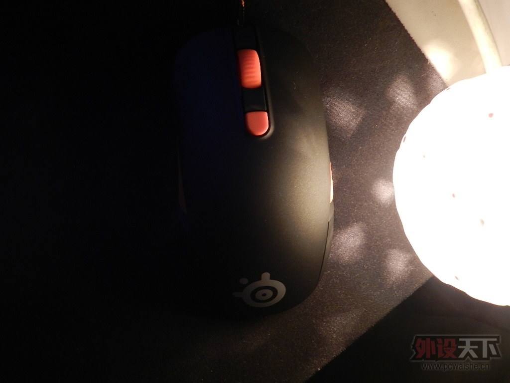 ��9.18���¡��������������� ���� steelseries kana v2 ����
