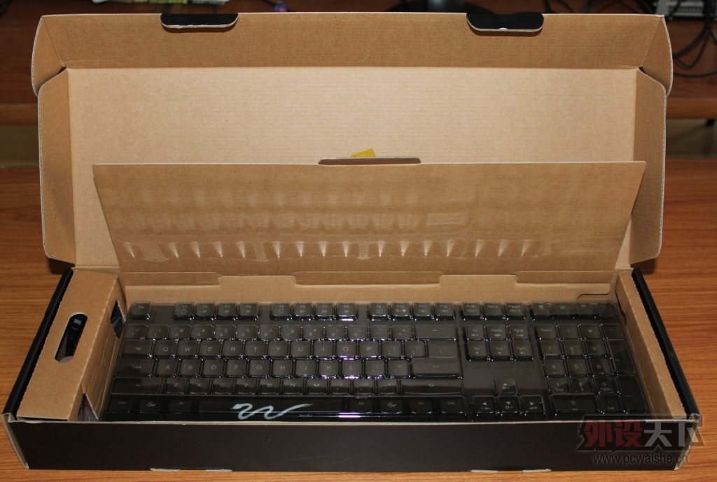 �����ư�DUCKY 9008S3 ��е���� ����