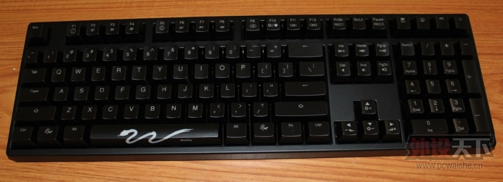 �����ư�DUCKY 9008S3 ��е���� ����