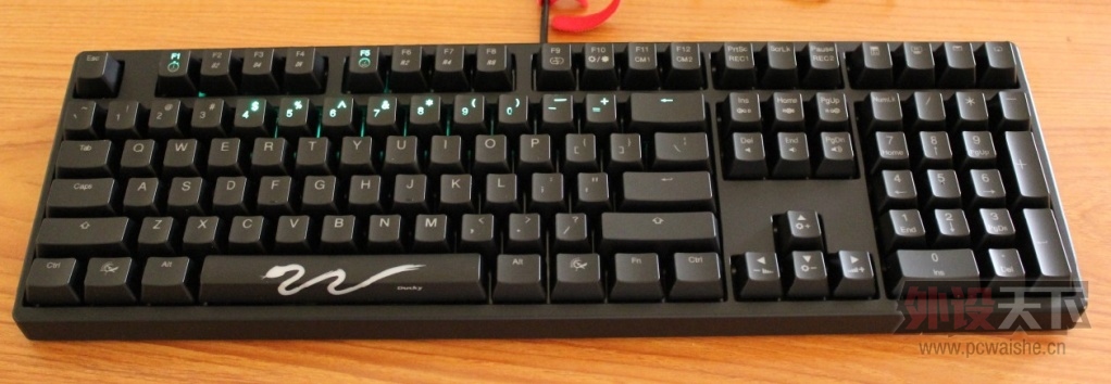 �����ư�DUCKY 9008S3 ��е���� ����