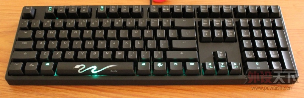 �����ư�DUCKY 9008S3 ��е���� ����