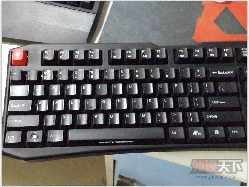OR_QBUR[{V[_KV1}9PFKT2O.jpg