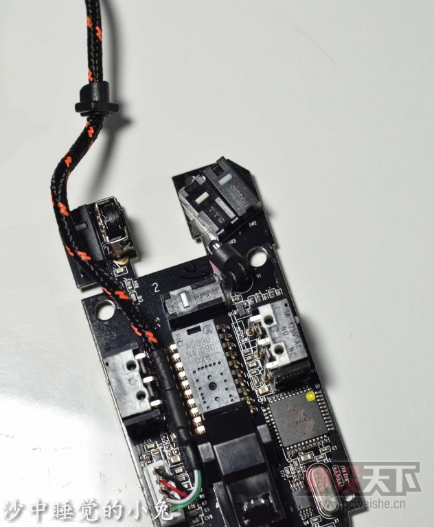 �򾭵��¾���SteelSeries�����KANA V2�ڰ׶�ɫ�������⣨�������� HZ�ȶ����ԣ�