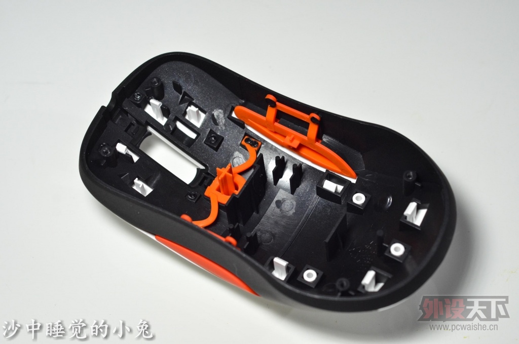 �򾭵��¾���SteelSeries�����KANA V2�ڰ׶�ɫ�������⣨�������� HZ�ȶ����ԣ�