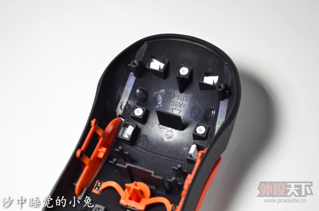 �򾭵��¾���SteelSeries�����KANA V2�ڰ׶�ɫ�������⣨�������� HZ�ȶ����ԣ�