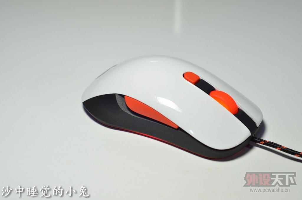 �򾭵��¾���SteelSeries�����KANA V2�ڰ׶�ɫ�������⣨�������� HZ�ȶ����ԣ�