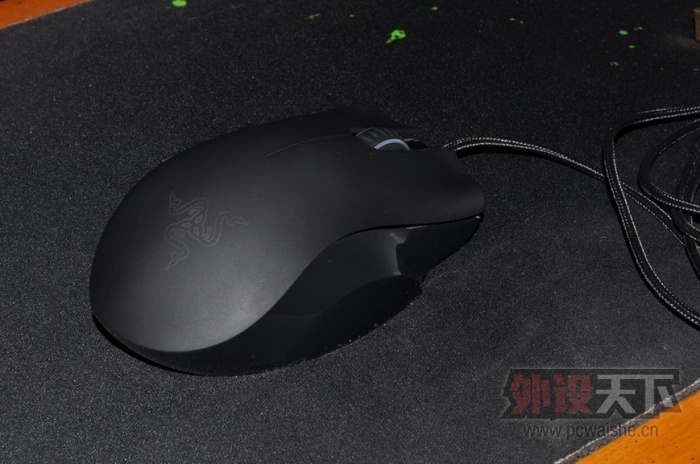 ��������Razer ������٤�� �����  270 ���˳�������