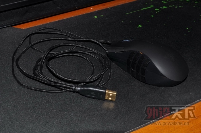 ��������Razer ������٤�� �����  270 ���˳�������