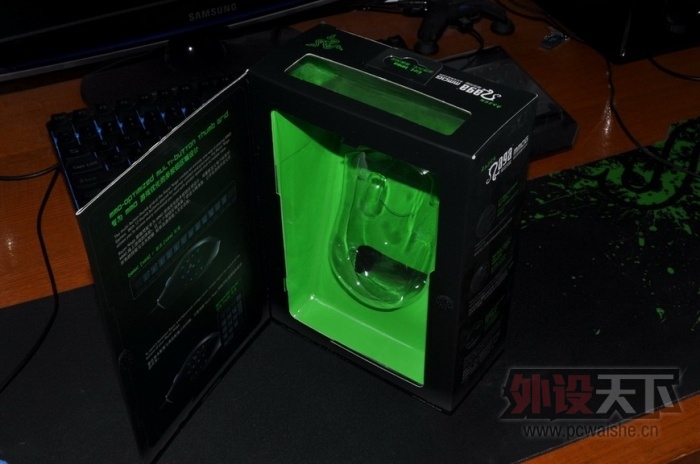 ��������Razer ������٤�� �����  270 ���˳�������