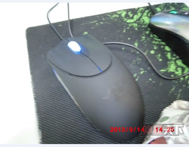 ���Ͼ�������diamondback3G��β������85��205��������duckyԿ�׿�