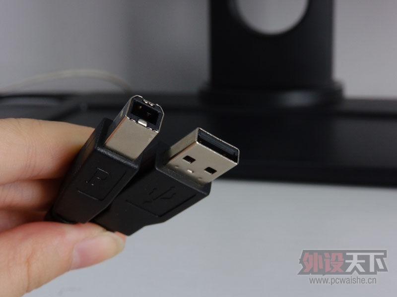 BL2410PTʼǱӣ͵USB Cableߺ