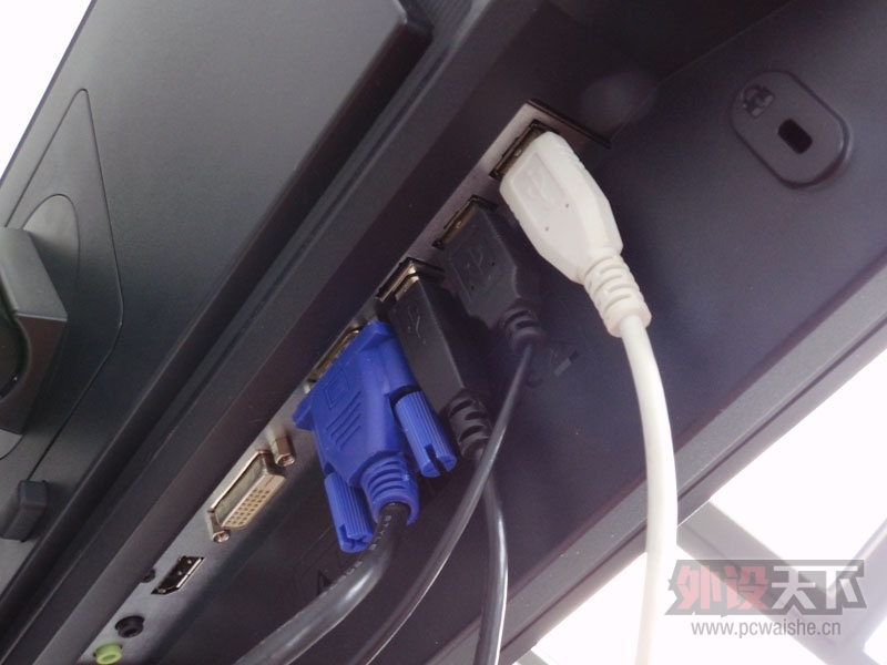 BL2410PTʼǱӣ͵USB Cableߺ