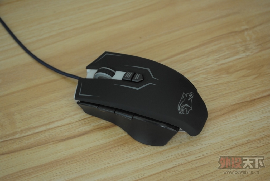 �����ָУ����������ʿ������Ϸ�����������