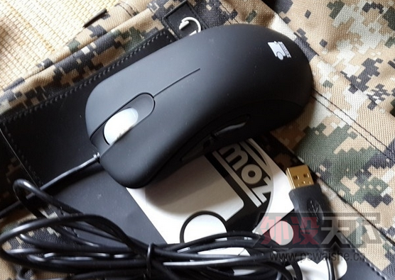 ���Ϻ������COD9��װ EC1 ����2013 ����4G