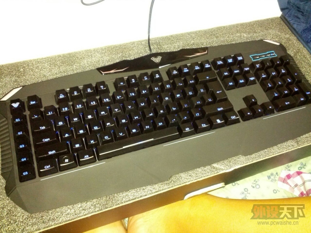 QQͼƬ20130917205053.jpg