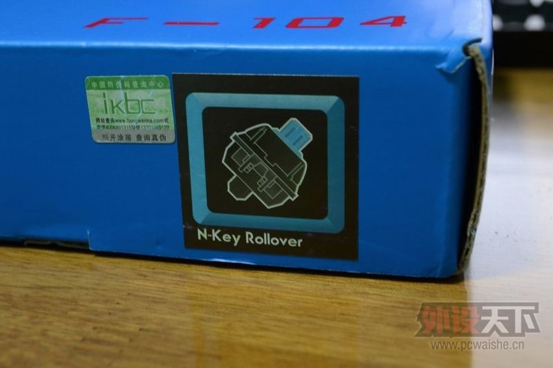 ikbc F104  С