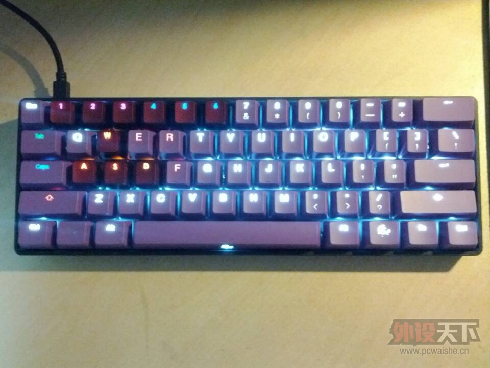 ikbc poker II ��ledɫ��ledñ��