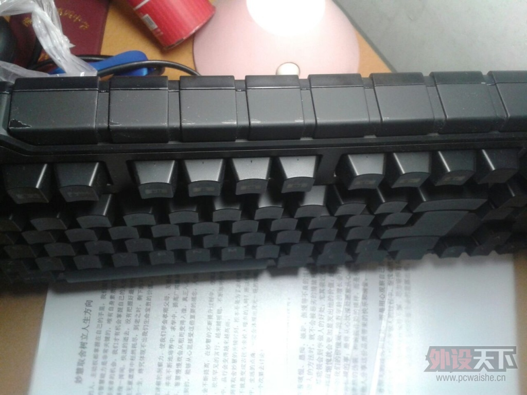 覴�