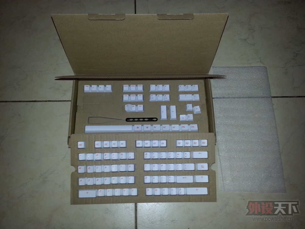 IKBC F104��İ׵Ƶ���  ��˵�¸���