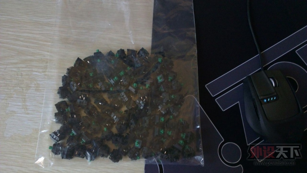 QQͼƬ20130922184711.jpg