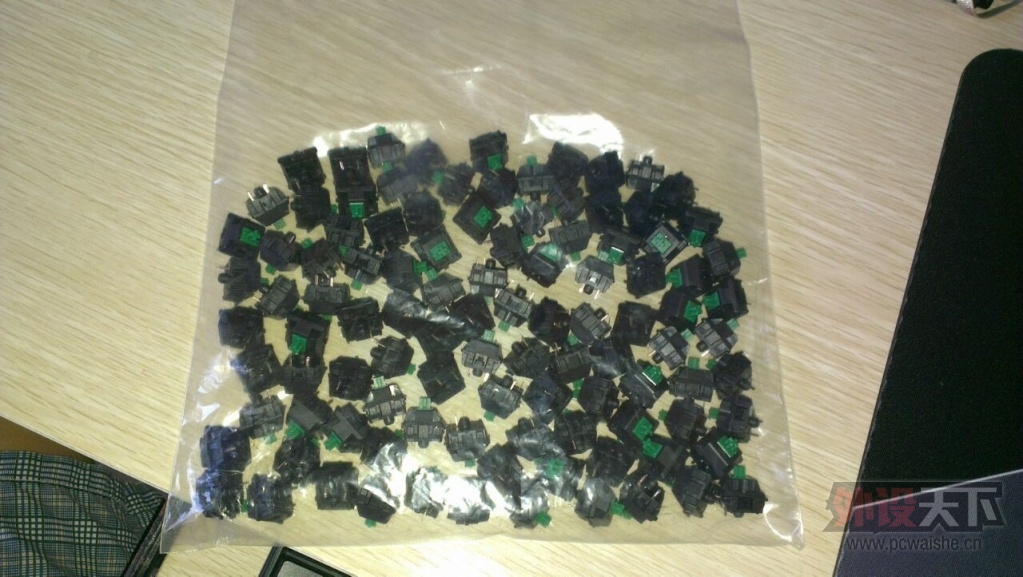 QQͼƬ20130922184717.jpg