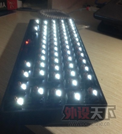 ����POKER2������׹⡿��SP��ɫ�����ɫ��ñ��ɫ87����