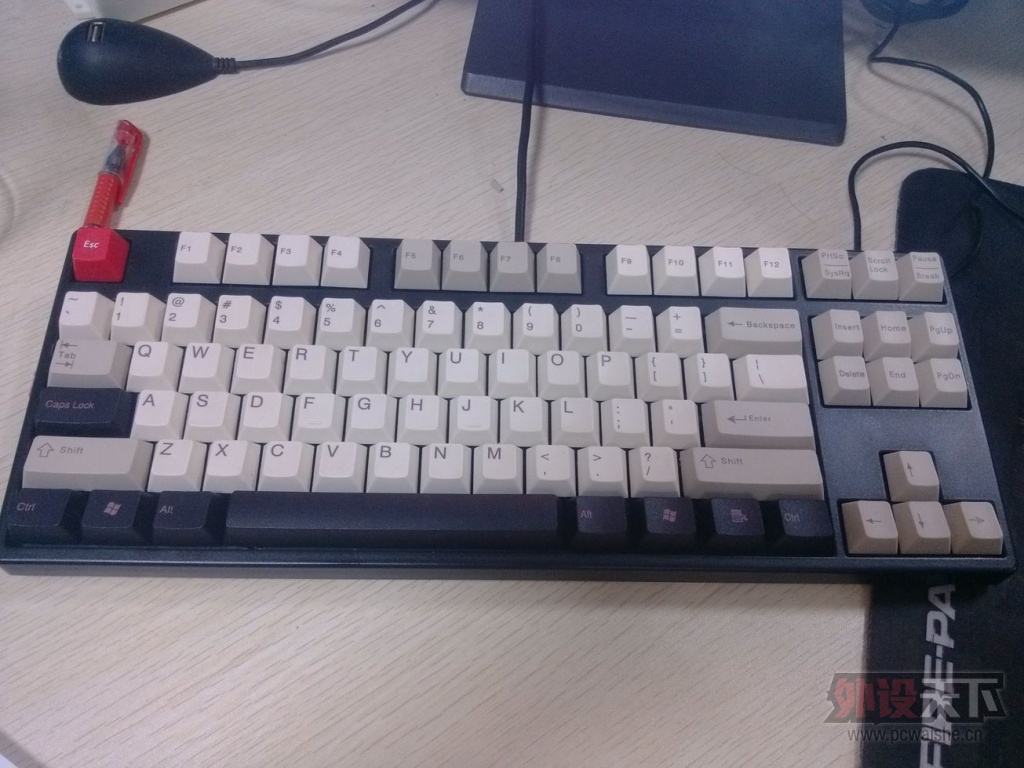 �Ұ׼�ñPBT 50
