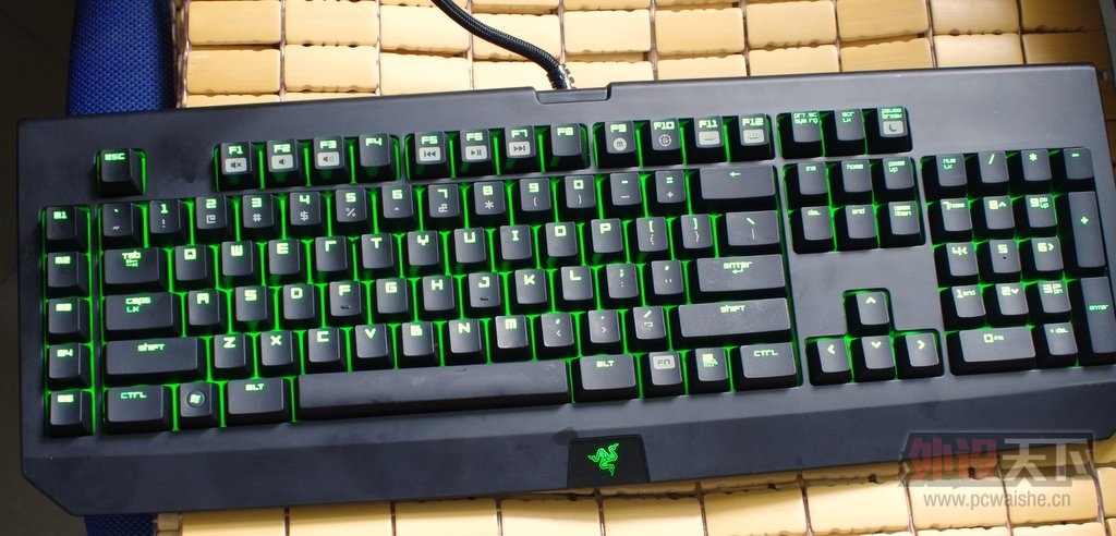 [����][��ͼ�س�] ���ߺڲ�104���ڹѸ�2013�ռ���