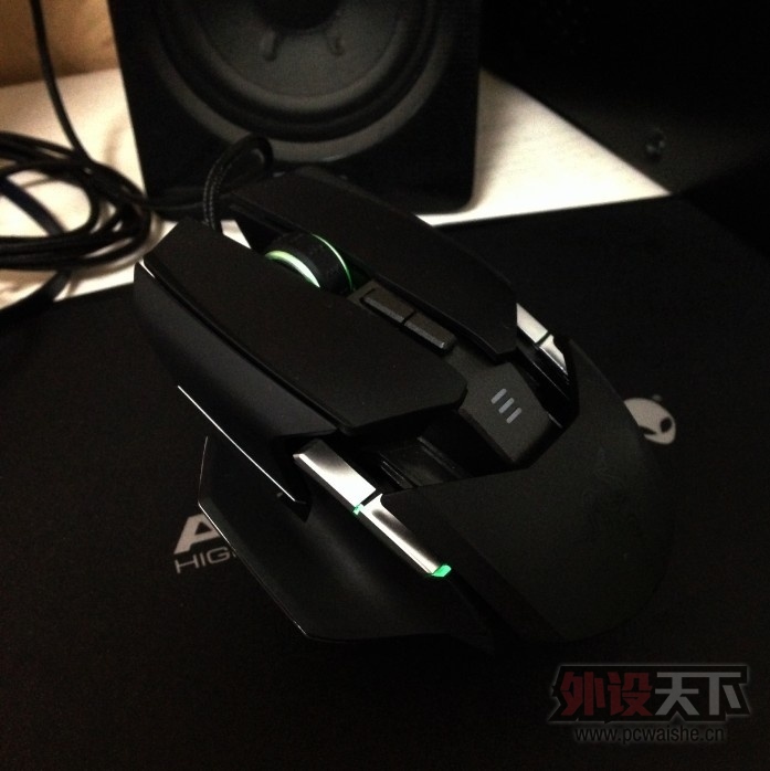 ������������ Razer ���޲����� ������Ʒ 95������ ��ɫ���� 650�����룡