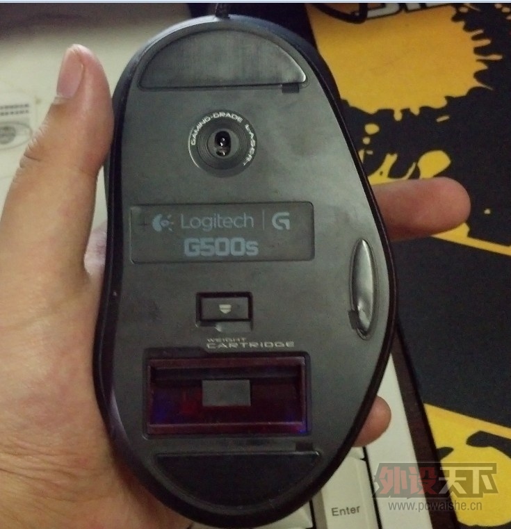 HEDL$R)I~2I5V@KBKD[AAPW.jpg