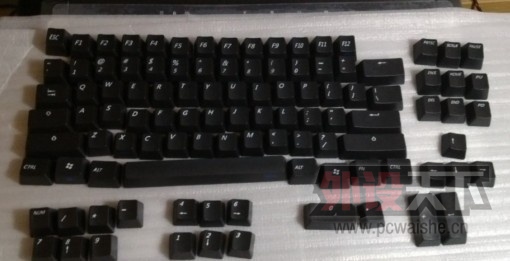 [�������]����IKBC��ȫ�¡��ڰס�˫ɫ��PBT����ñ����RGB���͸ְΡ�����