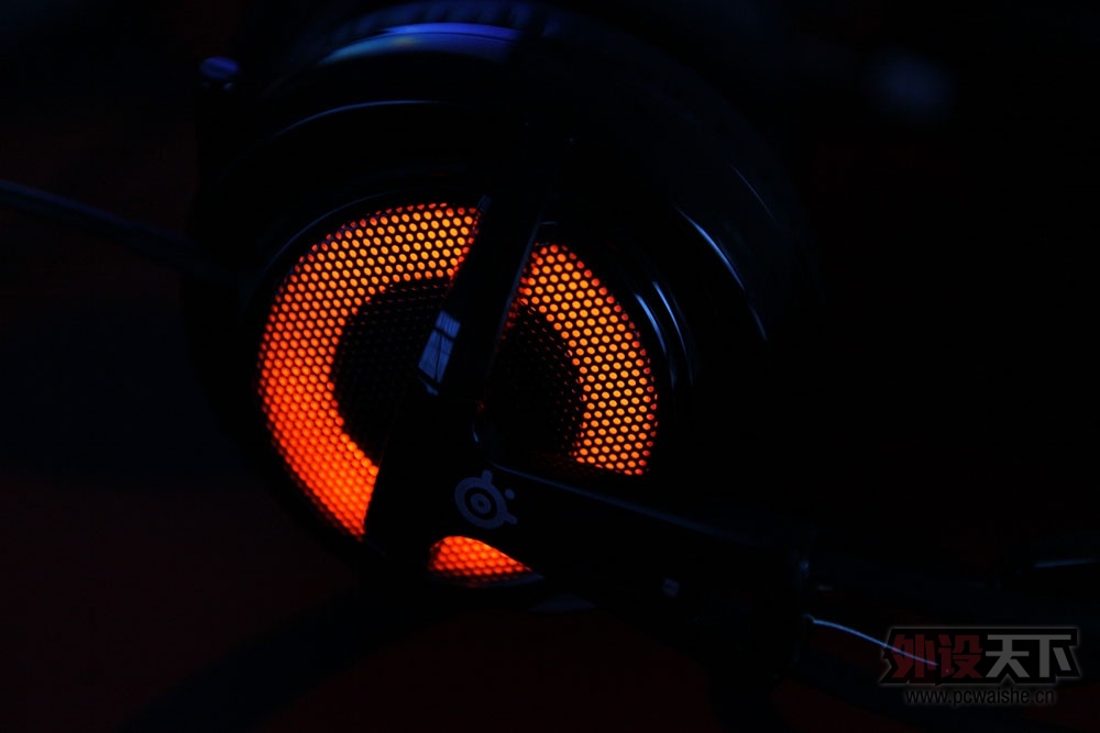 ѹsteelseries RAW֮У