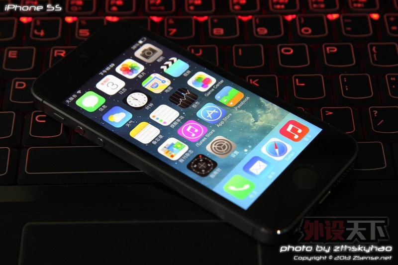 [34P] ͬ־�ǹ�����֣�iPhone 5S��ջҶ�ͼɱɱСè���� =w=