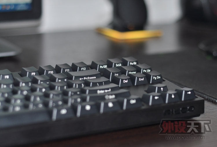 ��9�� filco����87 ��ɫ ���� 700������