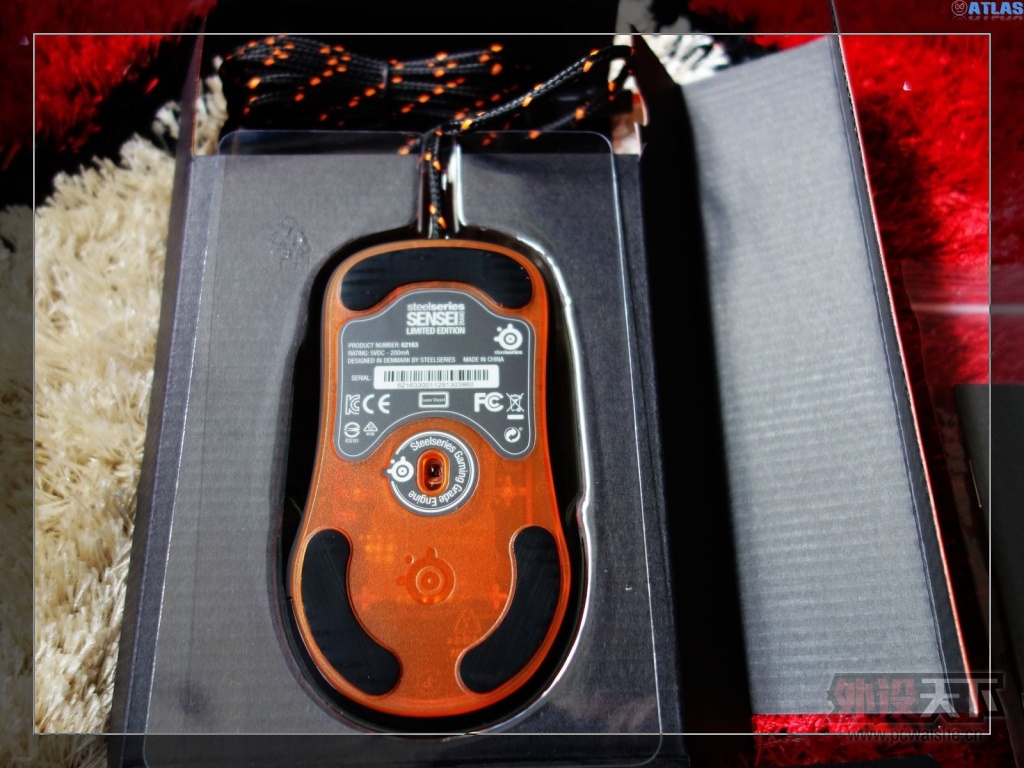 áɫ֮ͽSteelSeries Sensei Raw Heat Orange ּ