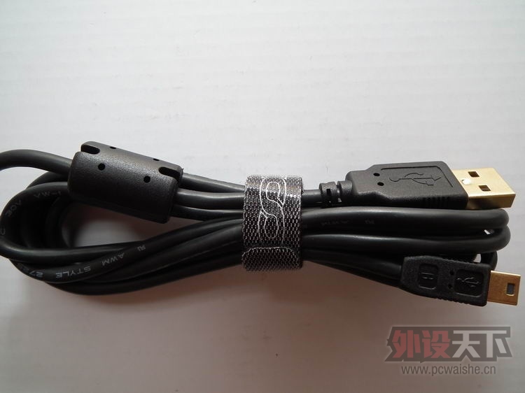 ����ԭװMiniUSB������ ����1.8�� 26awg�Ӵֹ����� �ƽ�USBͷ ����Ż� ��ħ�����ߴ�