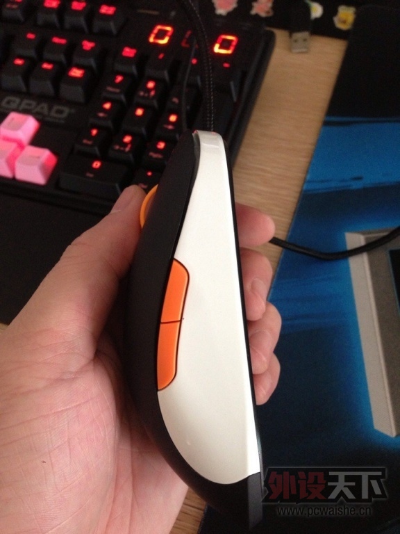QQͼƬ20131014121119.jpg
