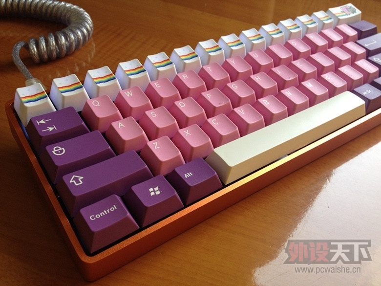�����ؿ�������Ʒ IKBC��ɫ pokerȫ�� ���βʺ�è��