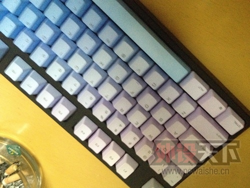 ���ᡬ��104�ں� ��ɫ���� zowie AM��FG