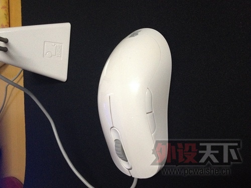 ���ᡬ��104�ں� ��ɫ���� zowie AM��FG