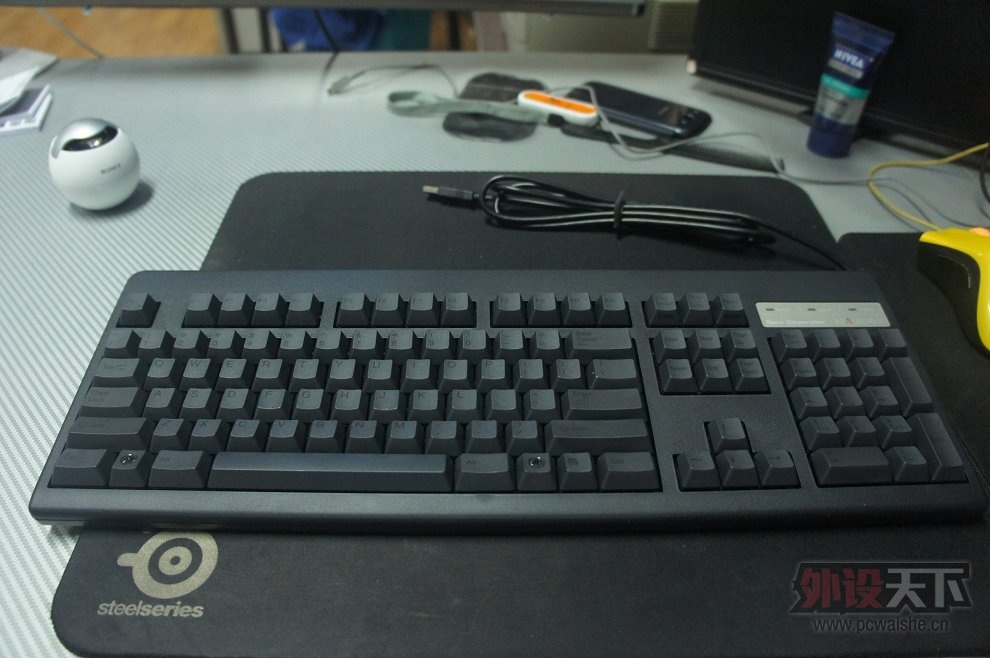 [13P] �͵��Č�˿��~REALFORCE 104UB����ѹ�������ݼ��̿���