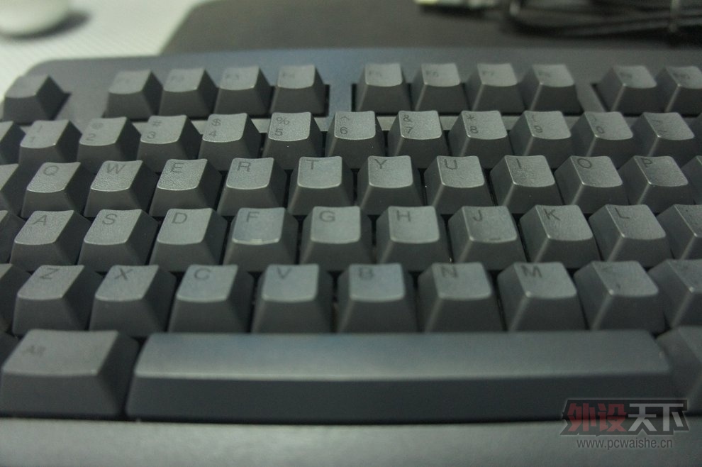[13P] �͵��Č�˿��~REALFORCE 104UB����ѹ�������ݼ��̿���
