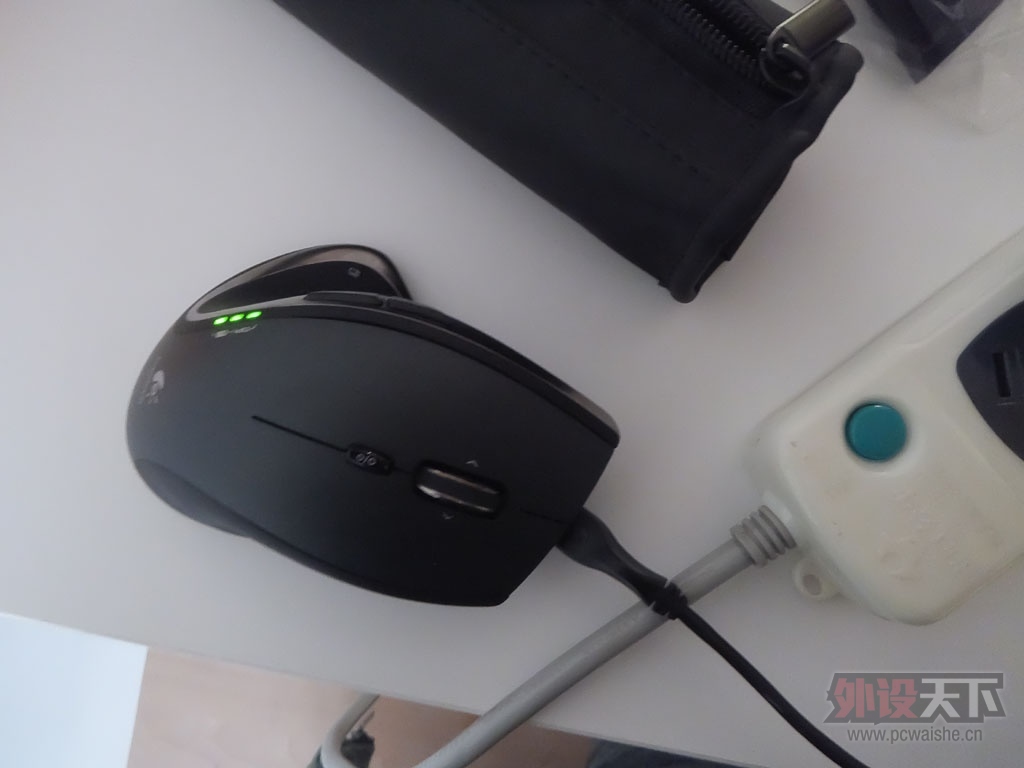 ����ɫ���߾����+�޼�M950 ȫҪ600��˳��
