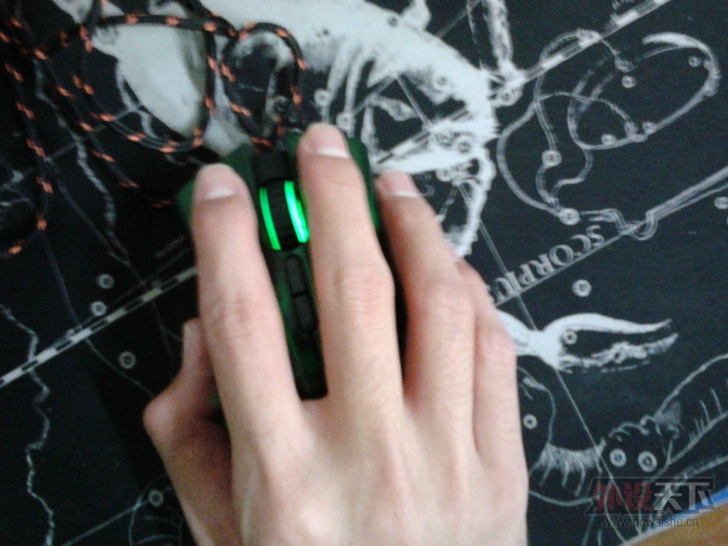 QQͼƬ20131020212939.jpg